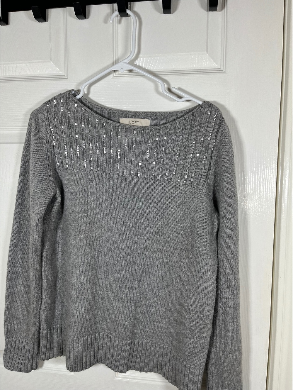 Women’s medium gray winter holiday sweater Loft Christmas